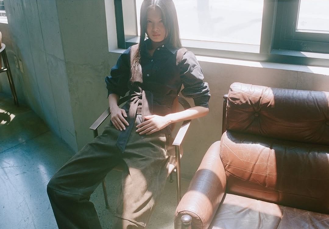 12-luo-yi-main-book.jpg